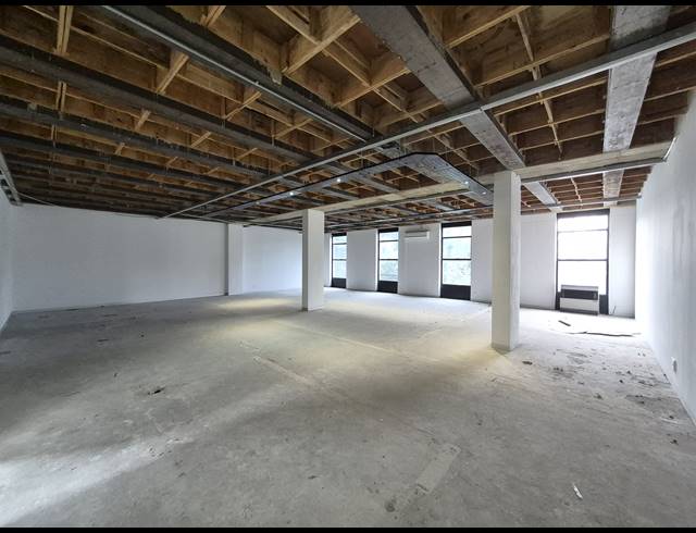 157M² OFFICE TO LET IN CRAIGHALL